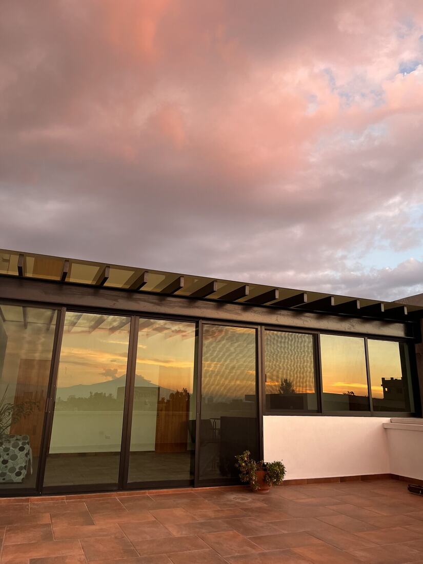 Casa Olinka al atardecer